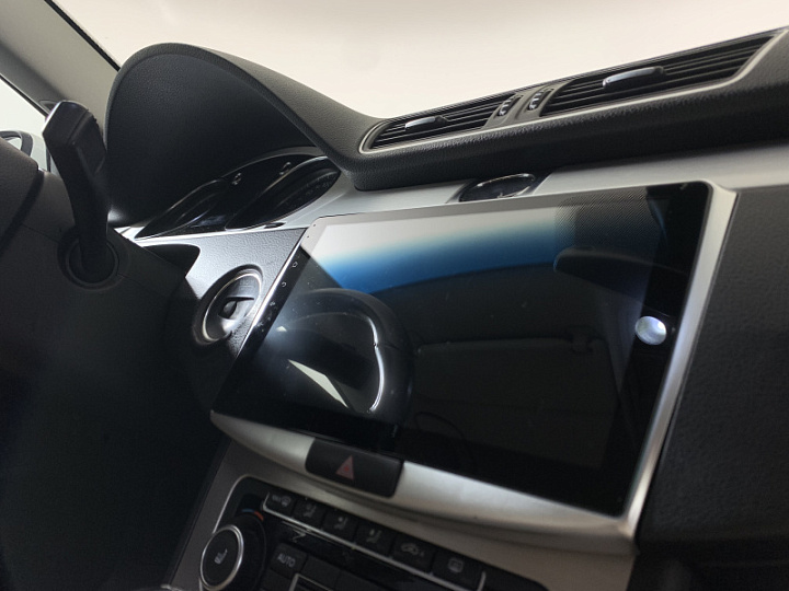 Volkswagen Passat CC 1.8, 2011 года, Робот, Белый