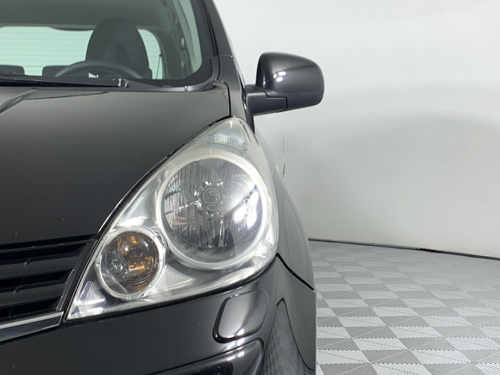 NISSAN Note 1.4, 2011 года, Механика, ЧЕРНЫЙ