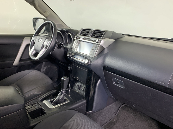 Toyota Land Cruiser Prado 150 2.755, 2017 года, atm6, Белый