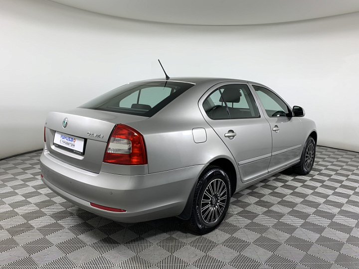SKODA Octavia 1.4, 2011 года, Механика, СЕРЫЙ