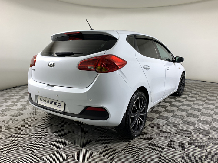 KIA Ceed 1.6, 2013 года, Механика, БЕЛЫЙ