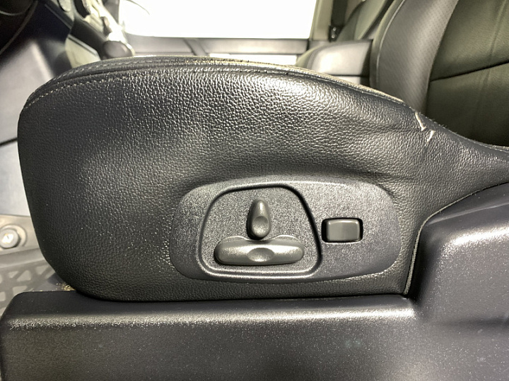 Mitsubishi Pajero 3.2, 2012 года, Автоматическая, Коричневый