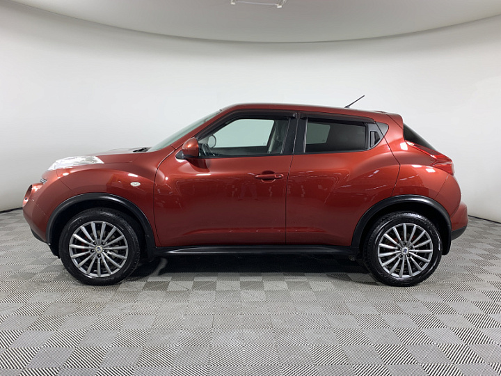 NISSAN Juke 1.6, 2011 года, Механика, КРАСНЫЙ