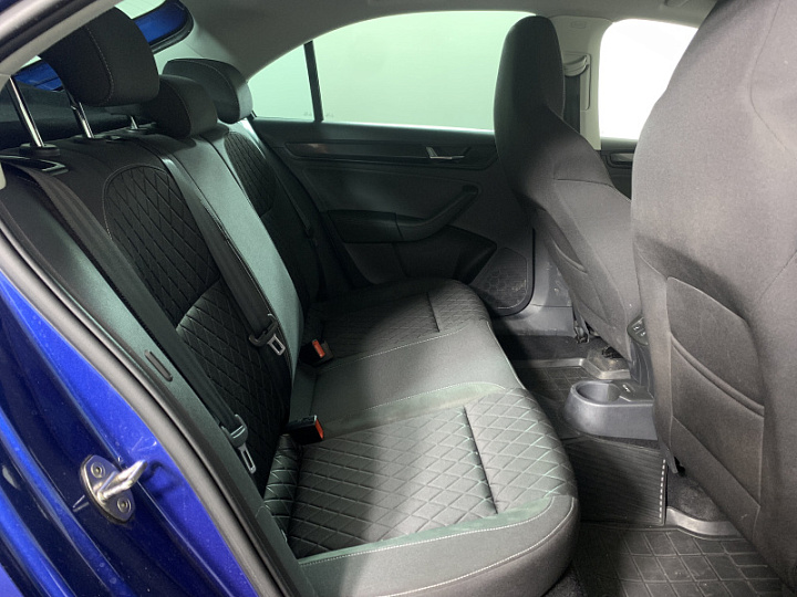 Skoda Rapid 1.4, 2020 года, Робот, Синий