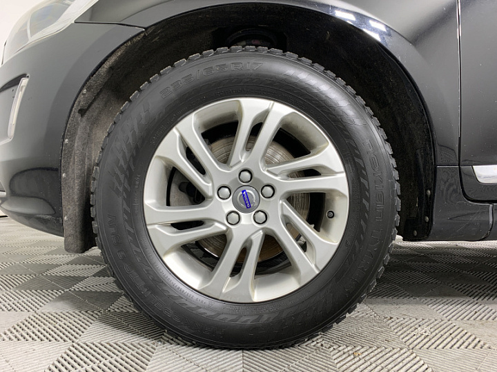 VOLVO XC60 2.4, 2017 года, Автоматическая, ЧЕРНЫЙ