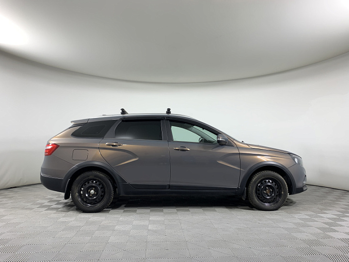 Lada Vesta 1.8, 2020 года, Механика, Серо-голубой