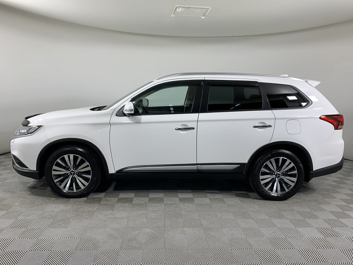 MITSUBISHI Outlander 2.4, 2020 года, Вариатор, БЕЛЫЙ