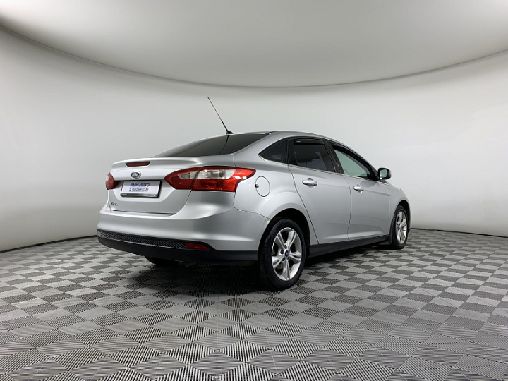 FORD Focus 1.6, 2012 года, Механика, Серебристый