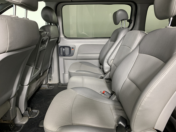 HYUNDAI Grand Starex 2.5, 2011 года, Автоматическая, СЕРЫЙ
