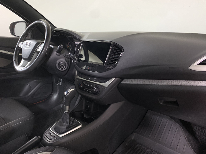 LADA (ВАЗ) Vesta 1.6, 2021 года, Вариатор, Оранжевый