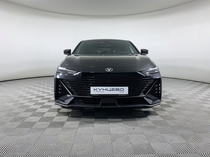 CHANGAN UNI-V 1.5, 2023 года, Автоматическая, ЧЕРНЫЙ