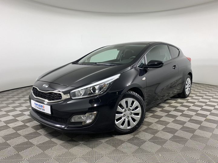KIA Ceed 1.6, 2013 года, Механика, Черный перламутр