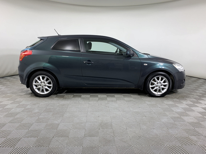 KIA Ceed 1.4, 2008 года, Механика, ЗЕЛЕНЫЙ