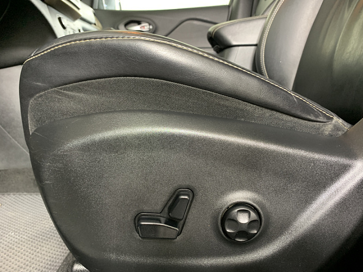 JEEP Cherokee 2.4, 2014 года, Автоматическая, ЧЕРНЫЙ