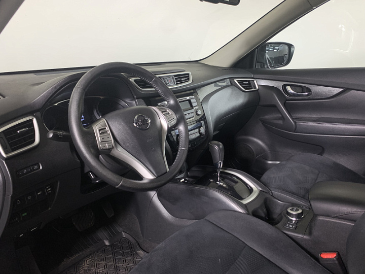 Nissan X-Trail 2.5, 2015 года, Вариатор, Черный