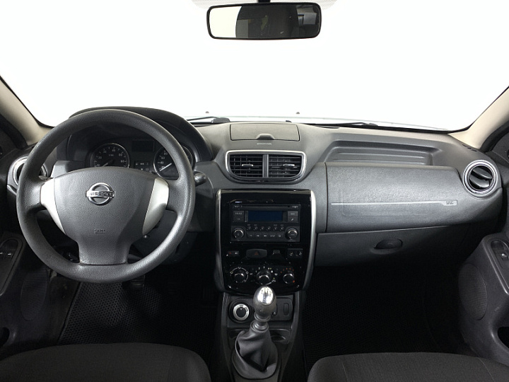 NISSAN Terrano 1.6, 2014 года, Механика, БЕЛЫЙ