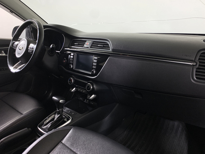 KIA Rio X-Line 1.6, 2018 года, Автоматическая, ЧЕРНЫЙ