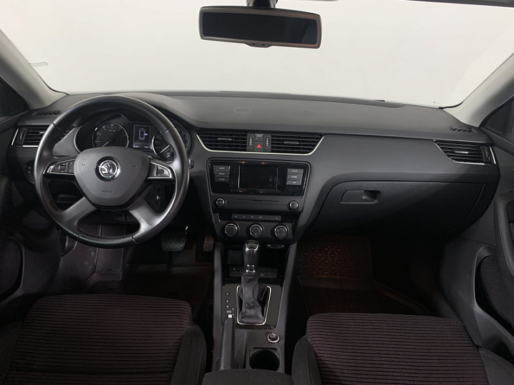 SKODA Octavia 1.4, 2015 года, Робот, Серебристый