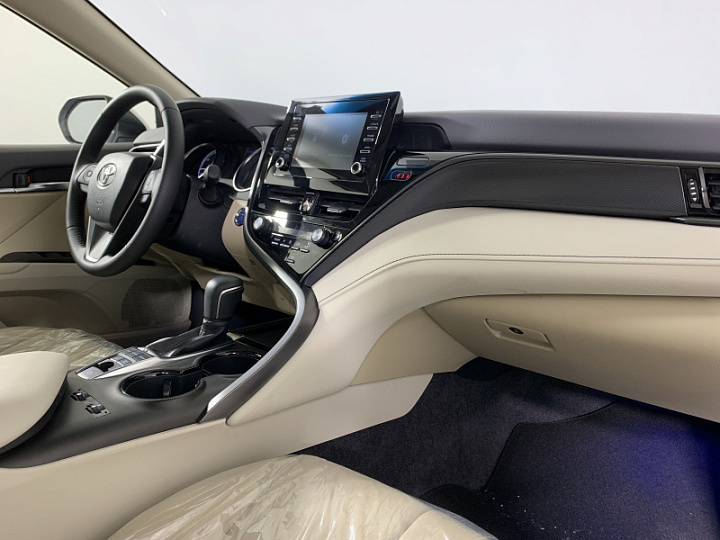 TOYOTA Camry 2.5, 2022 года, Вариатор, БЕЛЫЙ