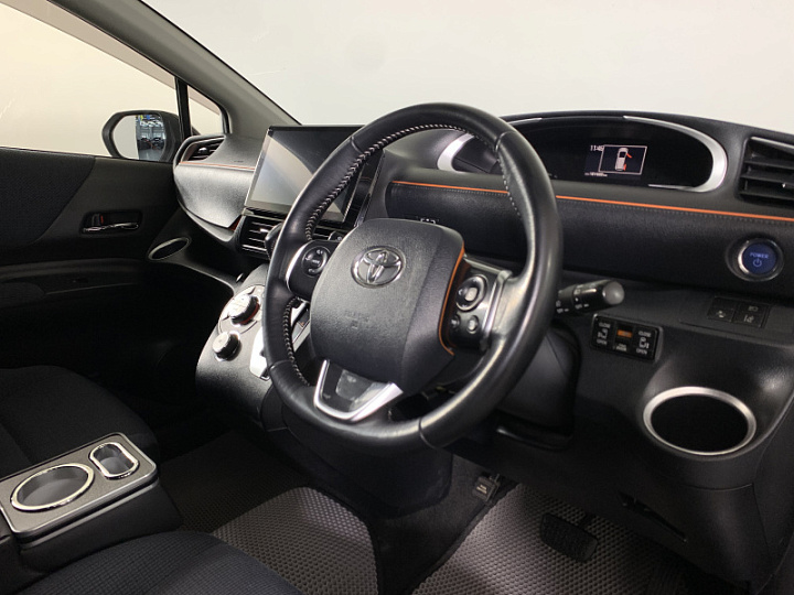 Toyota Sienta 1.5, 2018 года, Вариатор, Серый