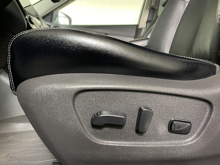 NISSAN X-Trail 2.5, 2019 года, Вариатор, БЕЛЫЙ