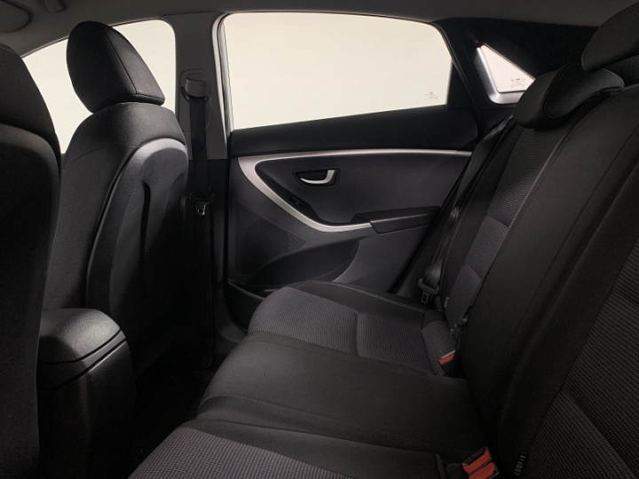 HYUNDAI i30 1.6, 2014 года, Автоматическая, БЕЛЫЙ