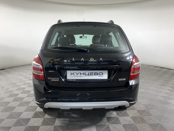 Lada Granta 1.6, 2023 года, Механика, ЧЕРНЫЙ