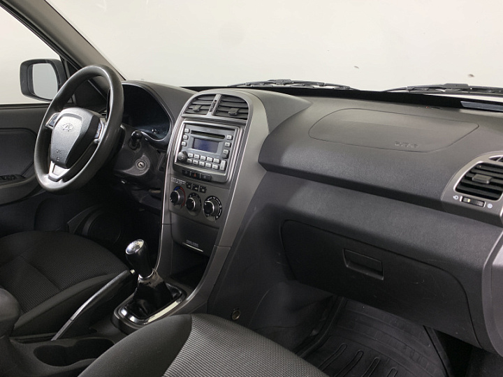 CHERY Tiggo (T11) 1.6, 2013 года, Механика, Серебристый