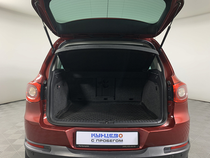 VOLKSWAGEN Tiguan 2, 2009 года, Автоматическая, ВИШНЕВО-КРАСНЫЙ