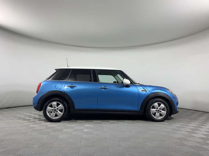MINI Cooper 1.5, 2019 года, Автоматическая, Светло-голубой