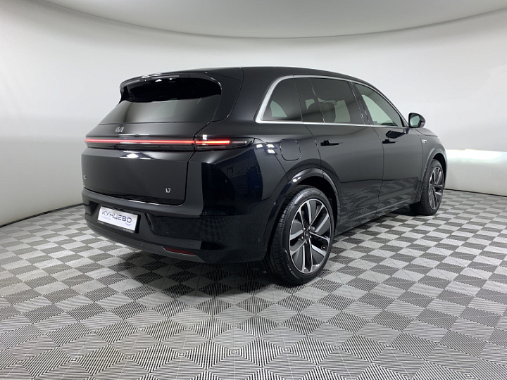 Li Auto L7 1.5, 2023 года, Автоматическая, ЧЕРНЫЙ