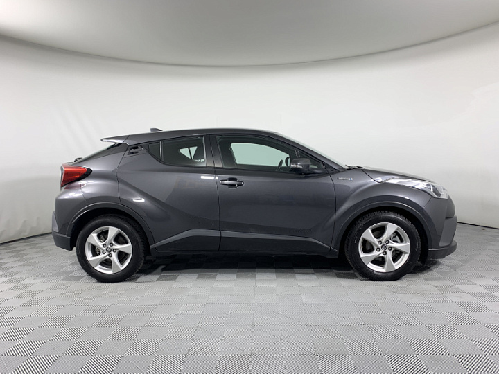 TOYOTA C-HR 1.8, 2019 года, Автоматическая, СЕРЫЙ