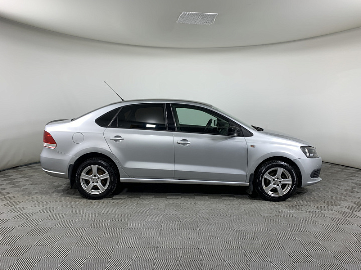 VOLKSWAGEN Polo 1.6, 2012 года, Автоматическая, Серебристый