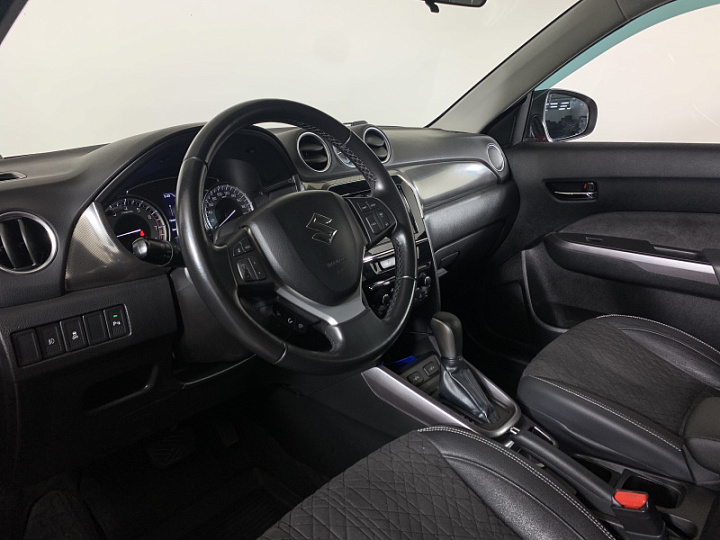 Suzuki Vitara 1.4, 2021 года, Автоматическая, Красный