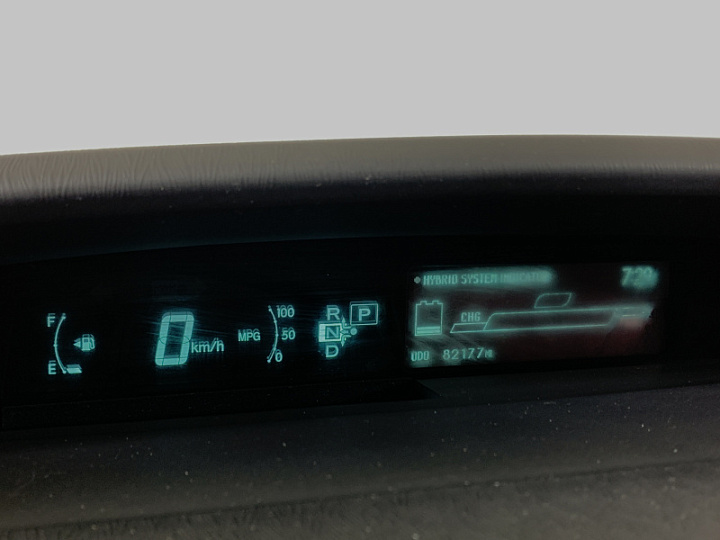 TOYOTA Prius 1.8, 2009 года, Автоматическая, БЕЛЫЙ