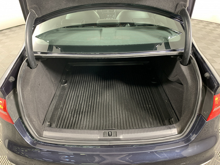 AUDI A4 2, 2014 года, Робот, Черно-синий