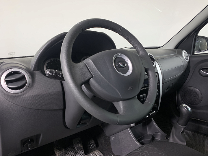 Lada Largus 1.6, 2020 года, Механика, СЕРЫЙ