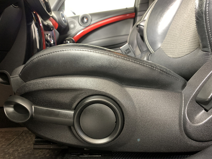 MINI Countryman 1.6, 2016 года, Автоматическая, ЧЕРНЫЙ