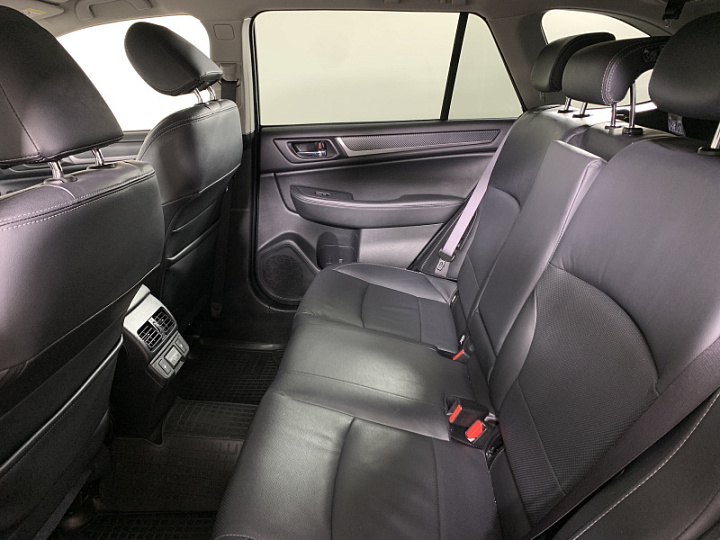SUBARU Outback 2.5, 2018 года, Автоматическая, ЧЕРНЫЙ