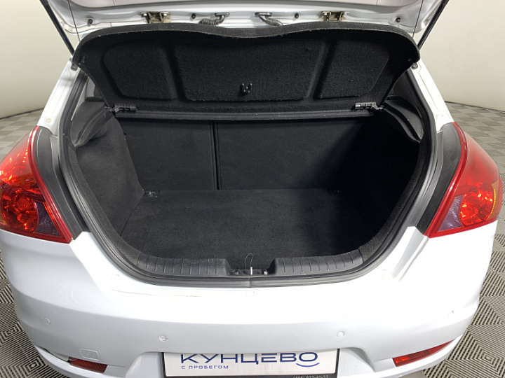 KIA Ceed 1.6, 2011 года, Автоматическая, БЕЛЫЙ