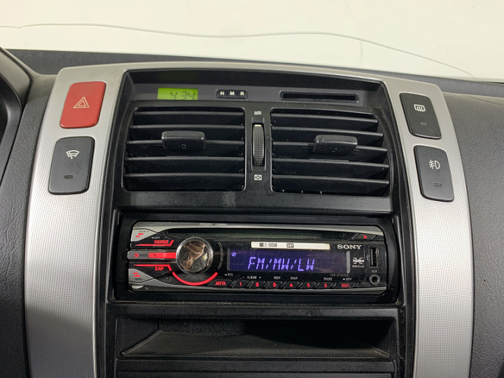 HYUNDAI Tucson 2, 2007 года, Автоматическая, ТЕМНО-СЕРЫЙ