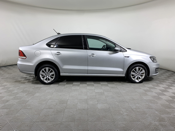 VOLKSWAGEN Polo 1.6, 2017 года, Механика, Серебристый