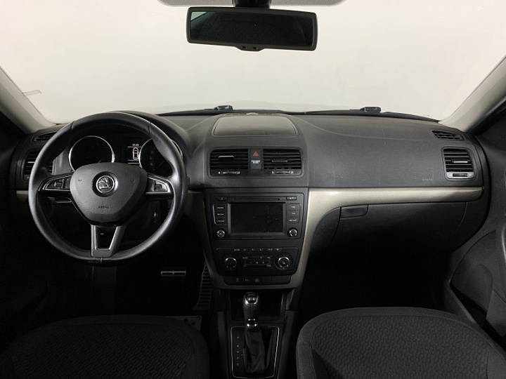 SKODA Yeti 2, 2014 года, Робот, ЗЕЛЕНЫЙ