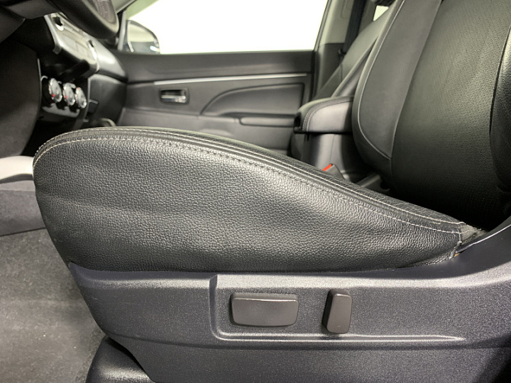MITSUBISHI ASX 1.8, 2012 года, Вариатор, СЕРЫЙ