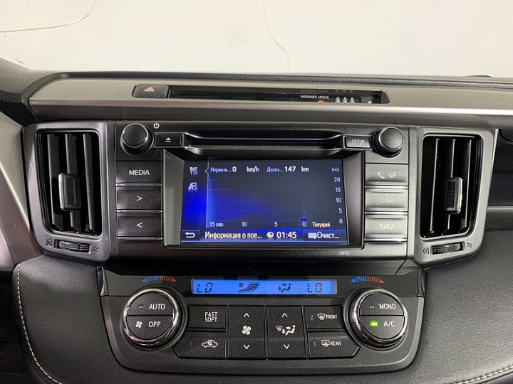 TOYOTA RAV4 2, 2016 года, Механика, Бронзовый