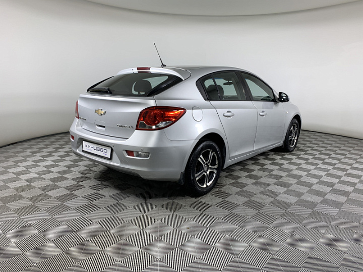 CHEVROLET Cruze 1.6, 2012 года, Механика, Серебристый металлик