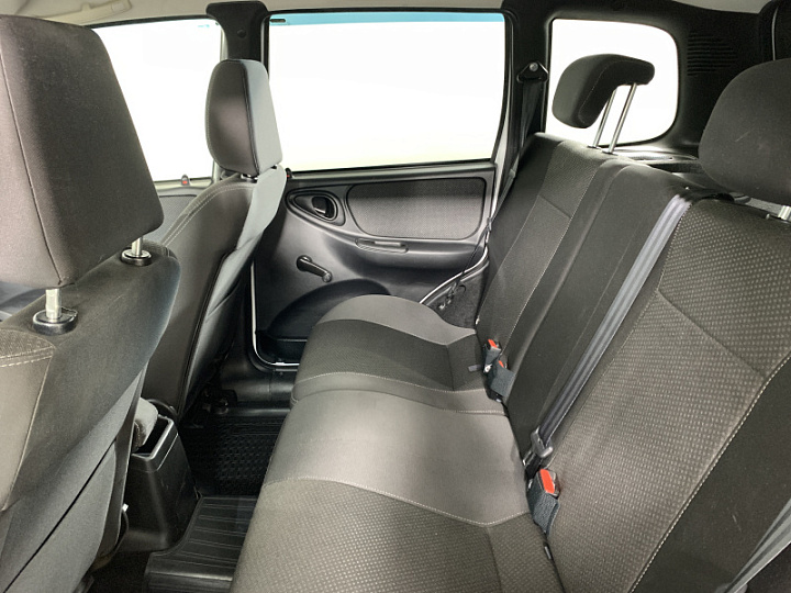 CHEVROLET Niva 1.7, 2018 года, Механика, БЕЛЫЙ