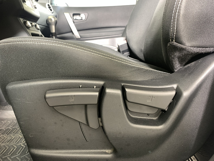 Nissan Qashqai 2, 2011 года, Вариатор, Белый