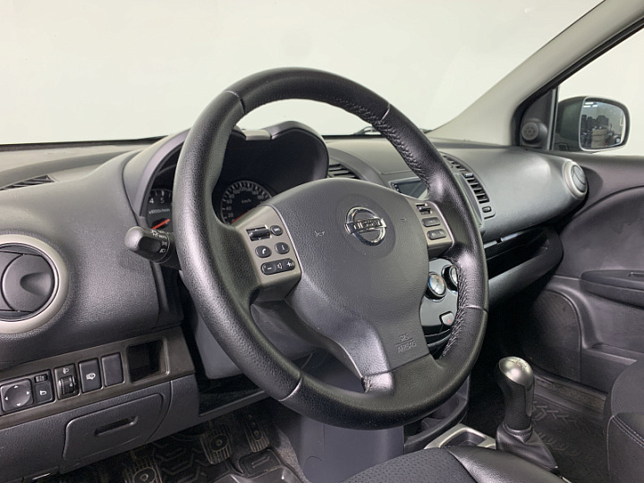 NISSAN Note 1.4, 2012 года, Механика, СЕРЫЙ