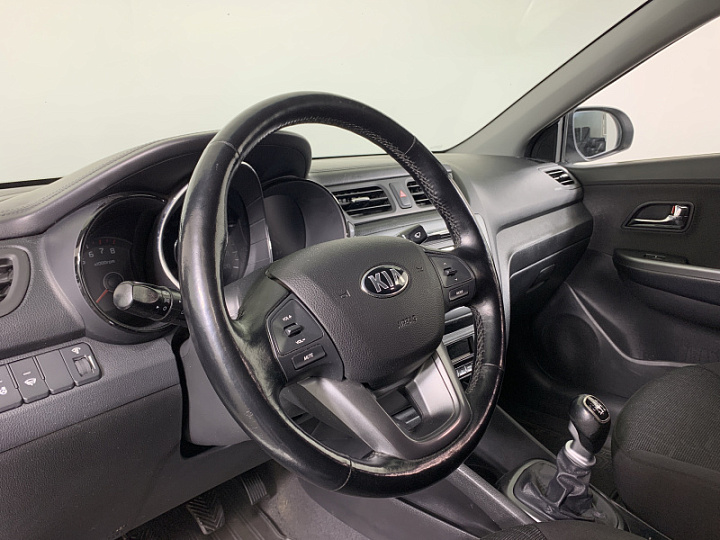 KIA Rio 1.6, 2014 года, Механика, БЕЛЫЙ